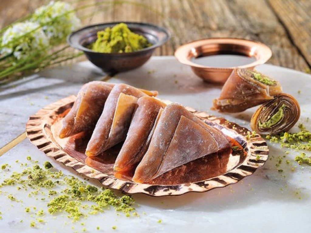 Muska Triangle with Crushed Pistachios and Raisin Molasses – eatopiafoods